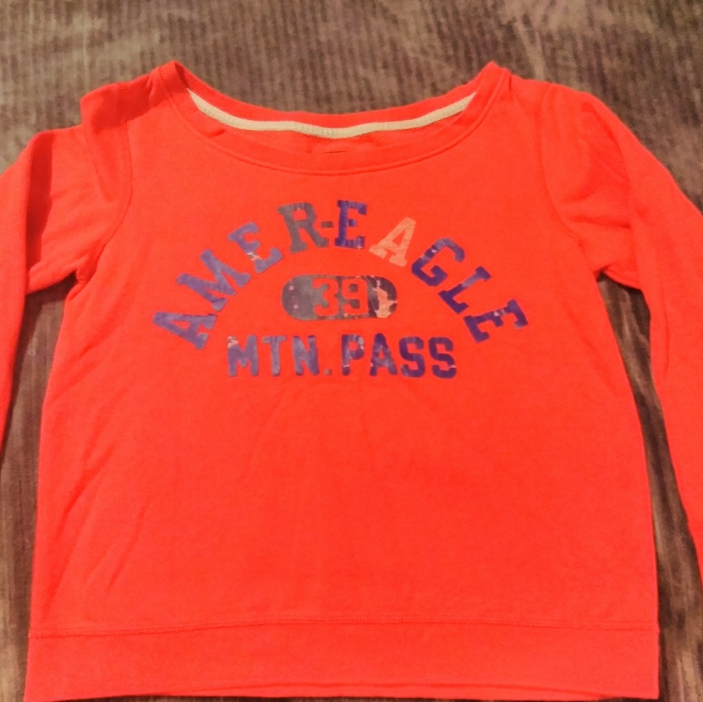 American Eagle sweatshirt